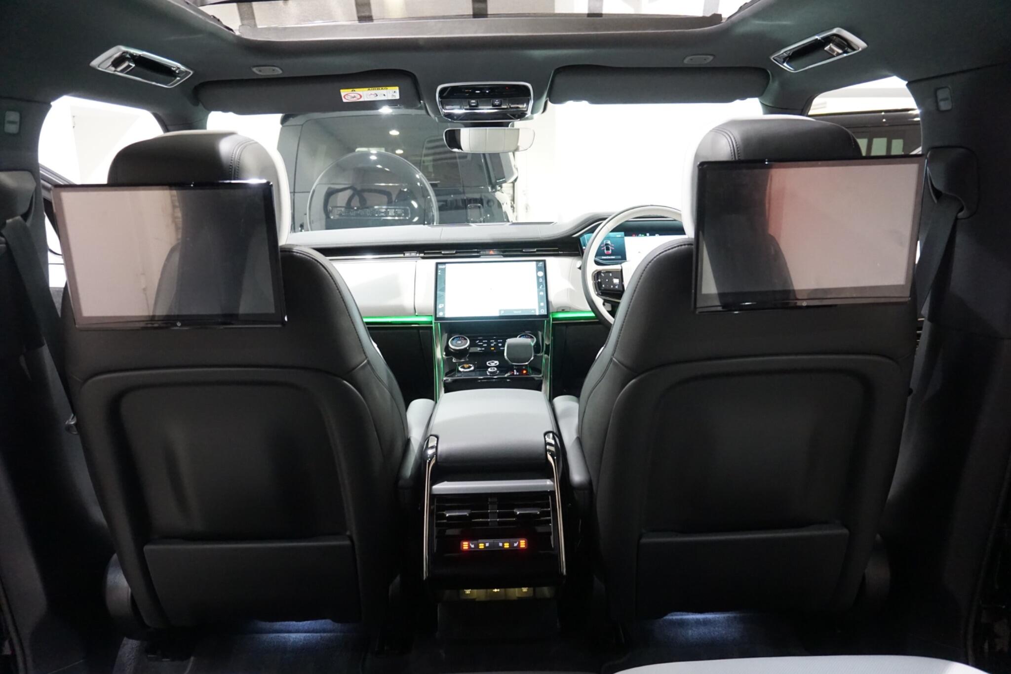 Land Rover Range Rover Sport 3.0 D300 MHEV Dynamic SE Auto 4WD Euro 6 (s/s) 5dr
